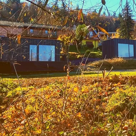 Rishko - View - Private Sauna - Free Parking - 24hr Self Chceck-in * Holcikovce