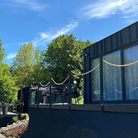 Rishko - View - Private Sauna - Free Parking - 24hr Self Chceck-in Holcikovce