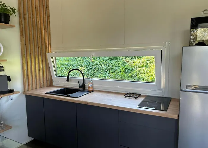 Rishko - View - Free Parking - 24hr Self Chceck-in Apartman
