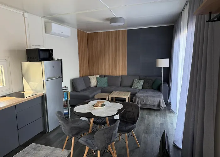 Rishko - View - Free Parking - 24hr Self Chceck-in Apartman *